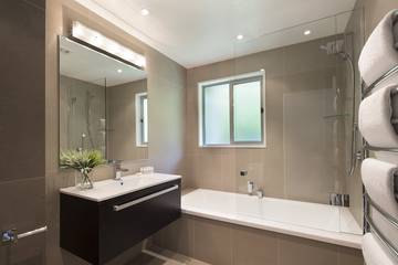 Villa for 12 Guests in Queenstown, Otago, Picture 4