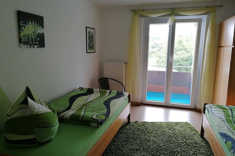 Ganze Wohnung, Ferienwohnung Renner ca. 100 qm - Ferienwohnung in Mühlingen, Landkreis Konstanz