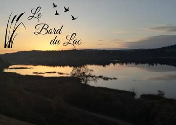 Gîte pour 4 personnes, avec vue sur le lac ainsi que vue et balcon à Malbuisson