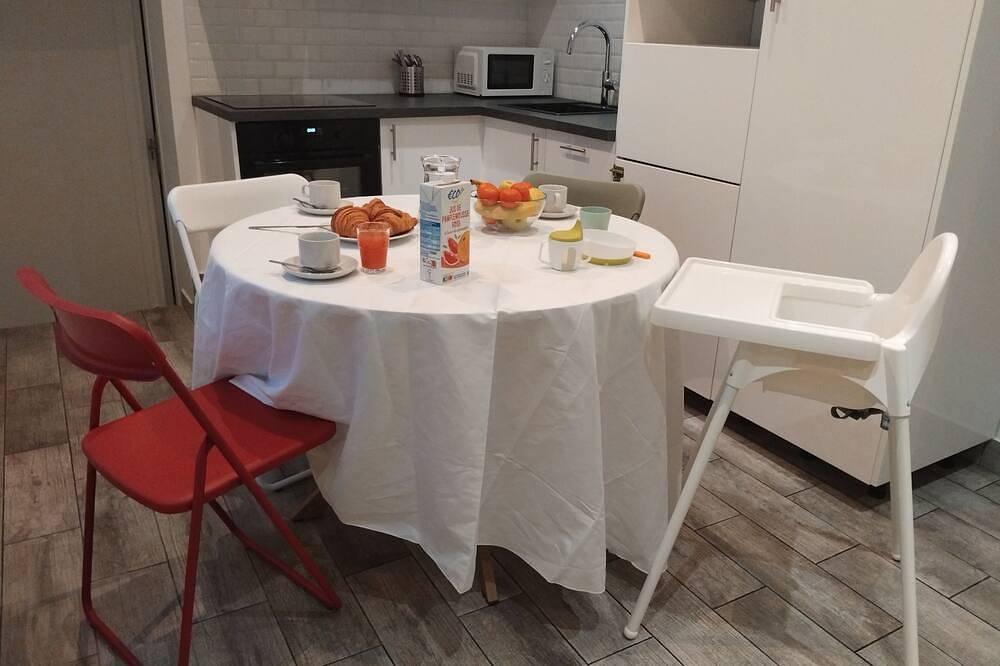 Ganze Wohnung, Iglu Beautiful apartment, two comfortable bedrooms, outdoor camera. Garden. in Villeneuve-le-Roi, Val-de-Marne