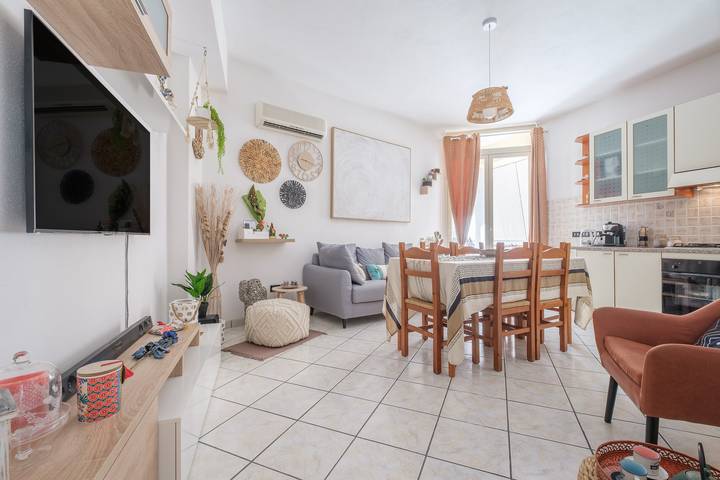 Holiday Home 'La Marchese' close to the Beach with Terrace & Wi-Fi in Oliveri, Messina Province