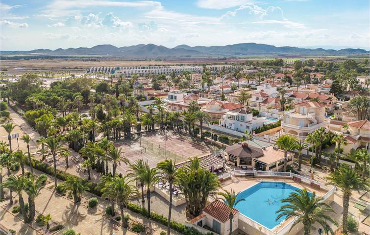 Maison de vacances pour 4 personnes, avec piscine et terrasse - 1
