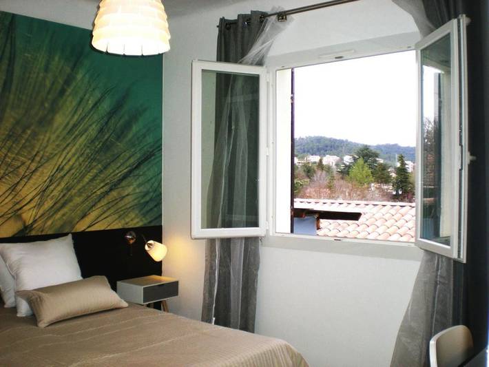 Gîte pour 4 personnes, avec balcon dans Office De Tourisme De Greoux Les Bains - 2