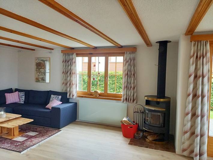 Ganze Ferienwohnung, Ferienwohnung Seraina, Obersaxen-Valata - 2.5 Zimmer Ferienwohnung für max. 4 Pers. in Valata (Obersaxen), Obersaxen