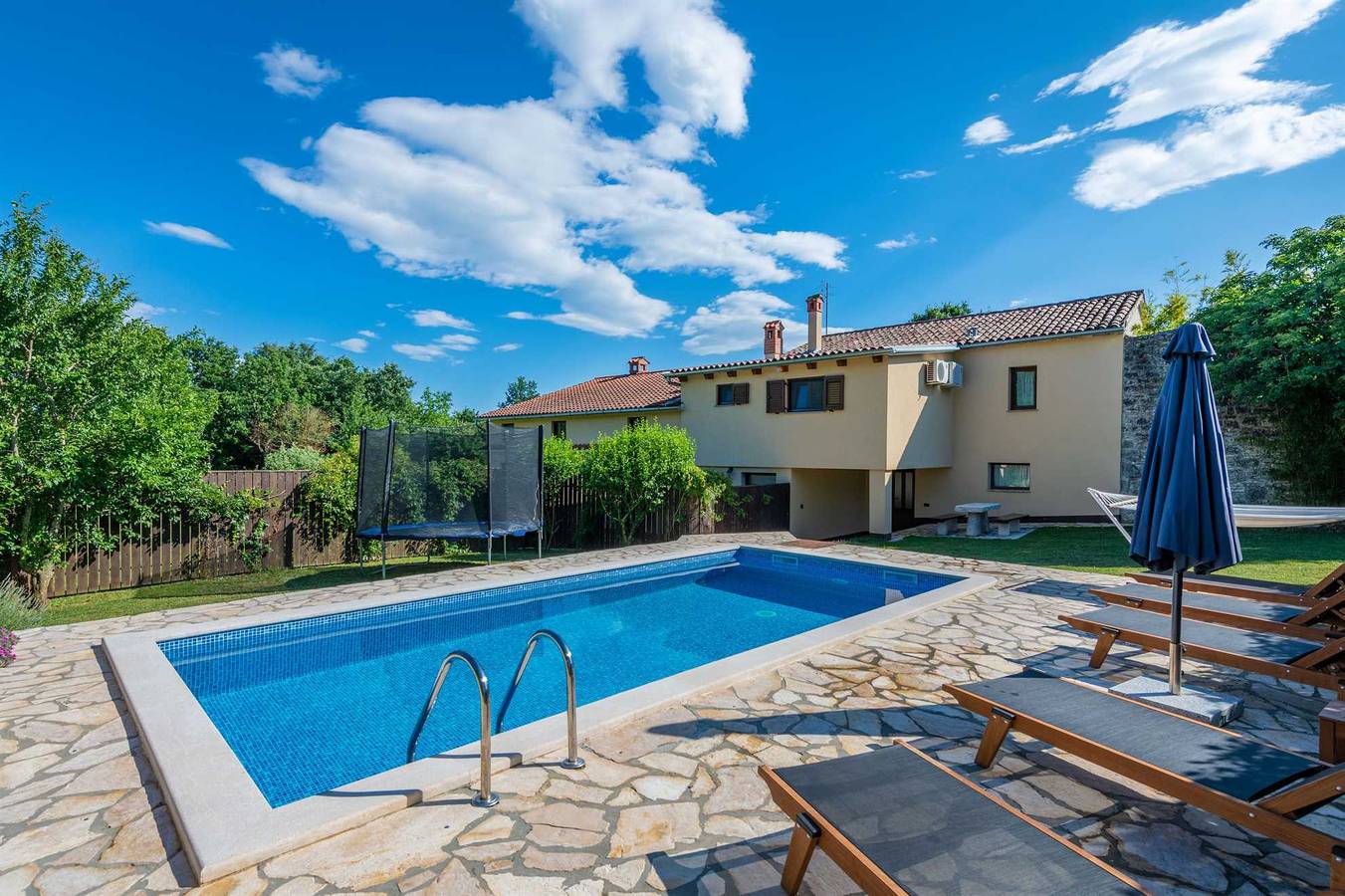 Appartamento vacanze a Gimino a partire da 140€ a notte