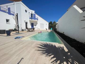 Villa pour 6 personnes, avec vue sur le lac et jardin ainsi que vue et piscine à La Grande-Motte