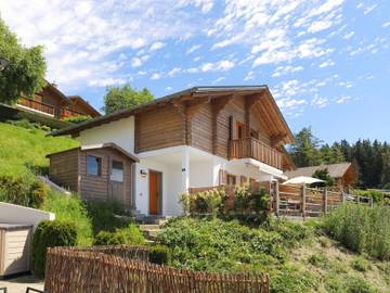 Gîte pour 6 personnes, avec jardin à Lens (Suisse)