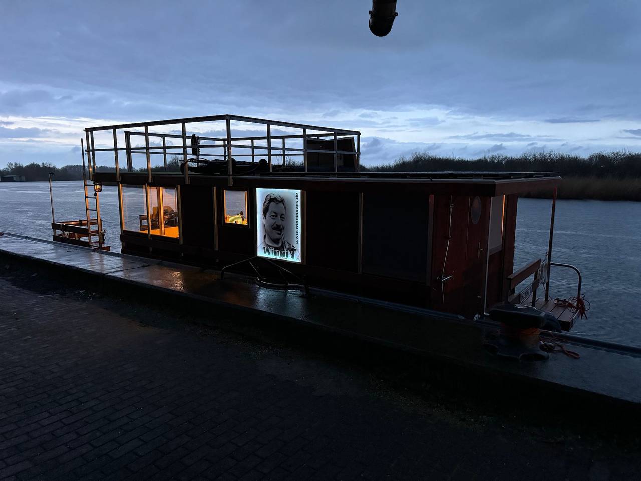 Winniboats - Haus auf dem Wasser in Anklam, Vorpommern