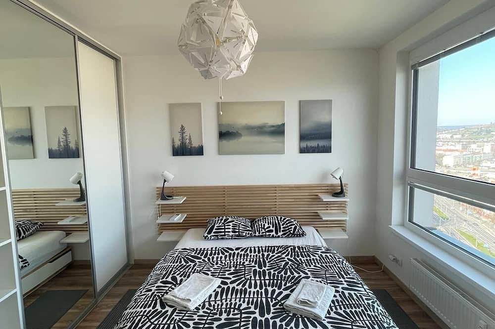 Ganze Wohnung, Apartment with panoramic view by the hockey arena with Ac in Bratislava, Bratislava und Umgebung