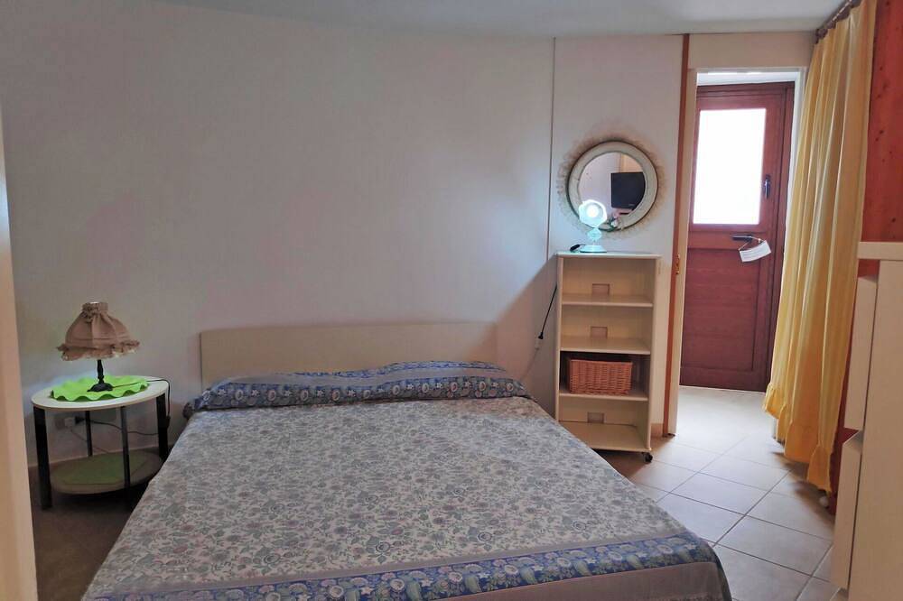 Preciosa casa de vacaciones  para 4 personas con Wifi, A/C, Tv, terraza y mascotas permitida in Sperlonga, Provincia de Latina