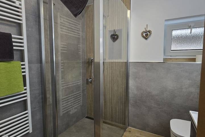 Ganze Wohnung, Apartment \"Heimatliebe\" - Neue Ferienwohnung inmitten von Weinbergen in Coswig, Meißen Region