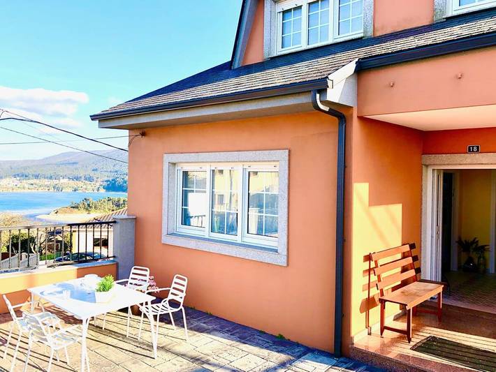 Casa rural para 10 personas, con Vistas al mar y Jardín en Provincia de La Coruña