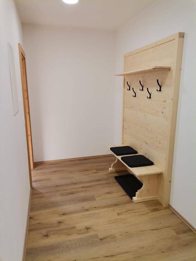 Ferienwohnung für 7 Personen, mit Balkon und Ausblick in Hainzenberg - 3