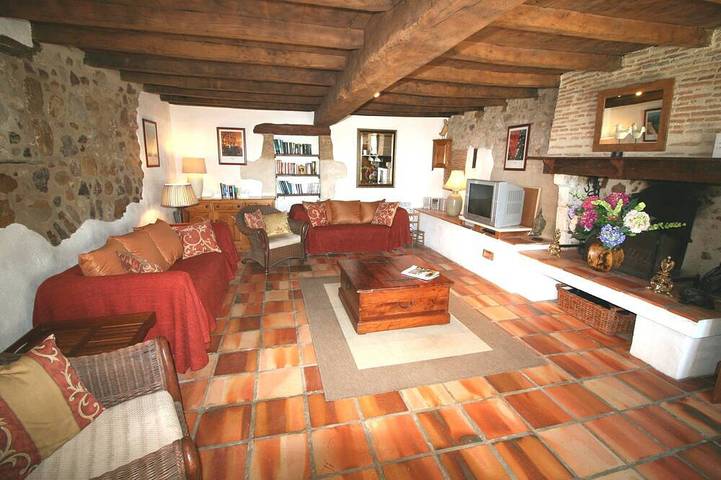 Gîte pour 6 personnes, avec jardin à Juignac - 2