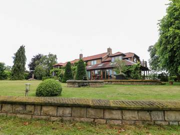 Cabin for 10 Guests in Cuckney, Nottinghamshire, Picture 1