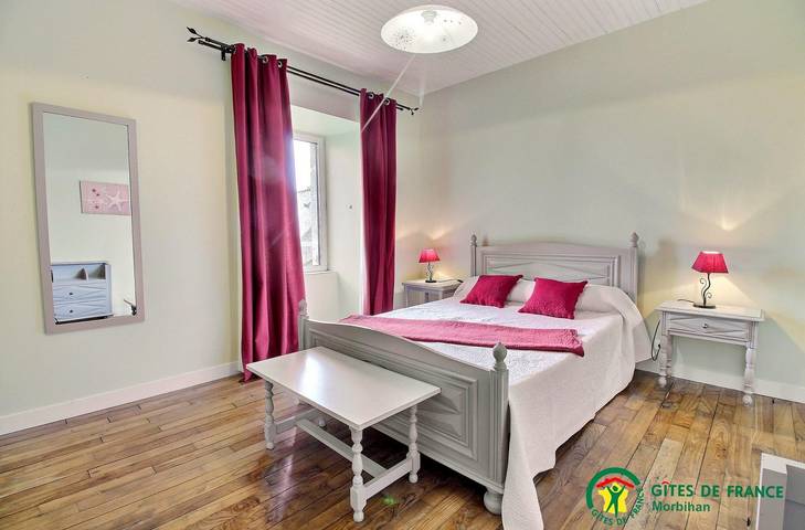 Gîte pour 4 personnes, avec jardin, animaux acceptés à Locoal-Mendon - 3
