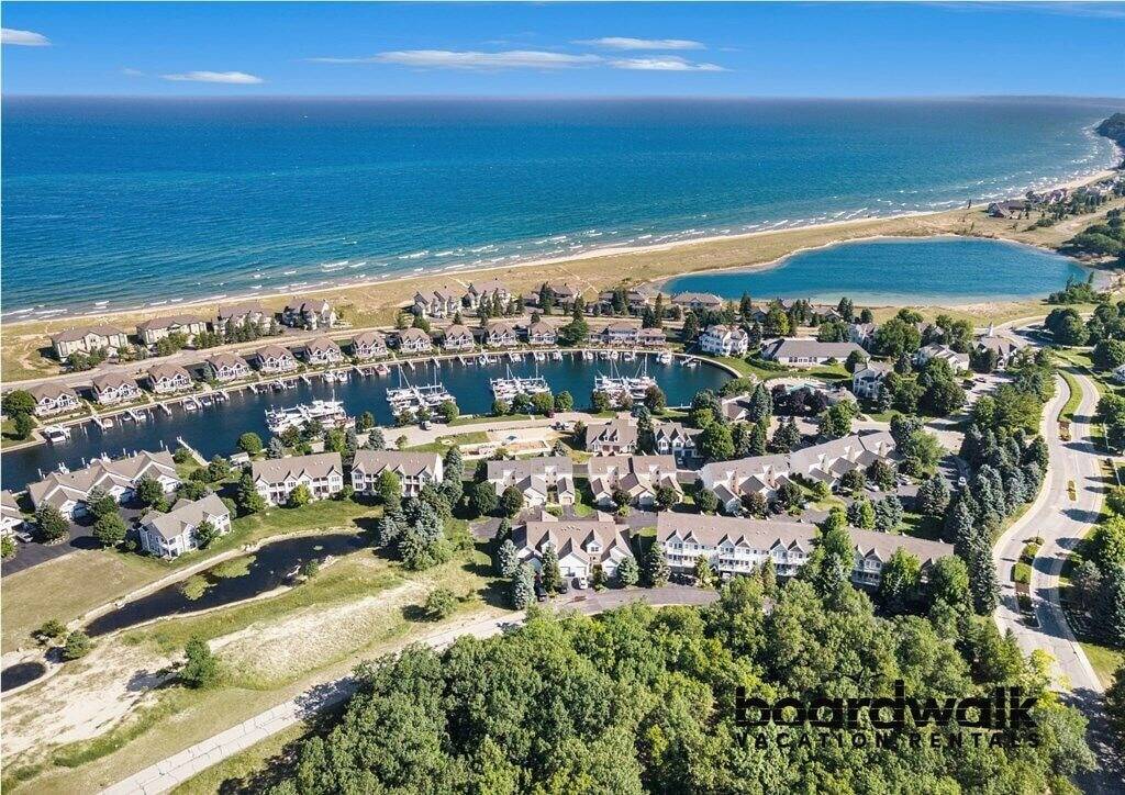 Ganze Wohnung, Updated, Lk Mi View - Pet Friendly! in Manistee, Manistee County