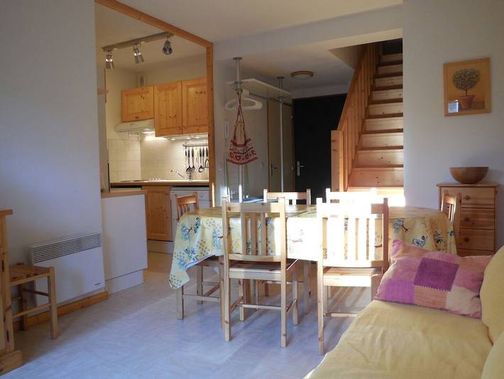 Gîte pour 6 personnes, avec terrasse dans La Joue du Loup - 3