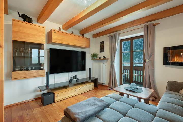 Ganze Wohnung, Gemütliche Wohnung in der Natur mit Balkon, Terrasse, Whirlpool in Deggendorf, Vorderer Bayerischer Wald