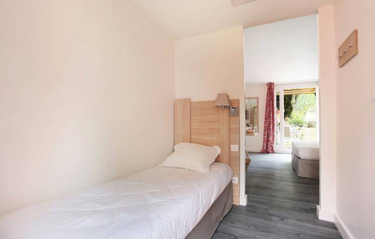 Gîte pour 3 personnes, avec piscine et sauna à Arles - 3