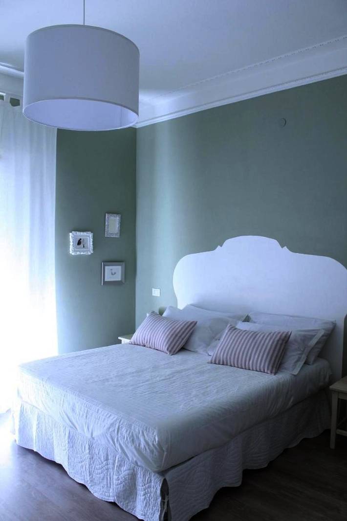 Chambre d’hôte pour 4 personnes, avec Balcon et Terrasse ainsi que Jardin et Vue à Carrare
