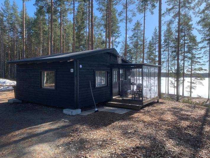 Dom dla 2 osób, z taras i widok na jezioro oraz widok, zwierzęta dozwolone w Finlandia