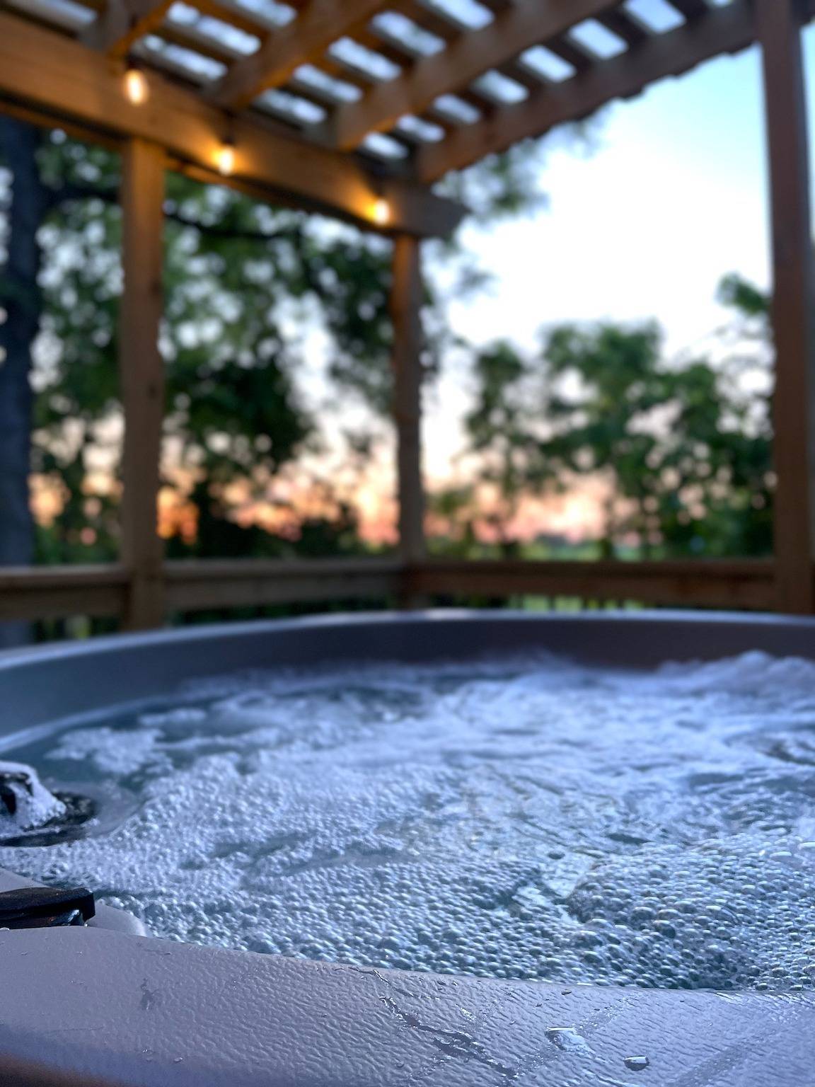 Secluded Shipshewana Log Cabin | In the Woods | in LaGrange County