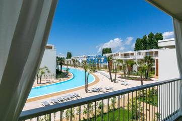 Camping für 5 Personen, mit Ausblick und Pool sowie Balkon in Lido di Jesolo