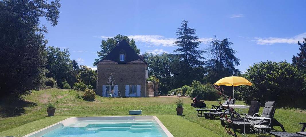 Location de vacances pour 9 personnes, avec jardin ainsi que vue et piscine à La Roque-Gageac - 3