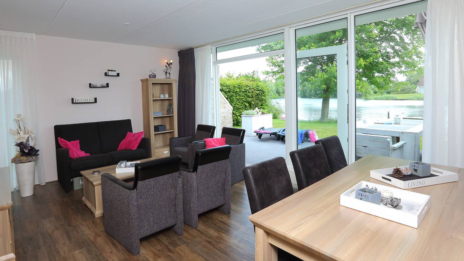 Summio Vakantiepark Emslandermeer —  Bungalow Comfort 6 in Vlagtwedde, Región de Groningen