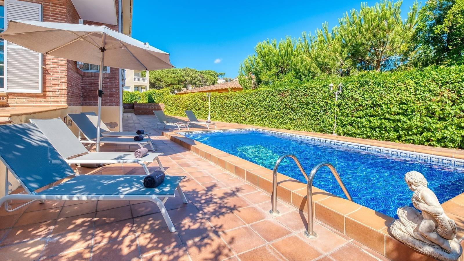 Villa Costacabana - Villa Beyonce avec vue sur la mer, piscine et Wi-Fi in Condado del Jaruco, Lloret de Mar