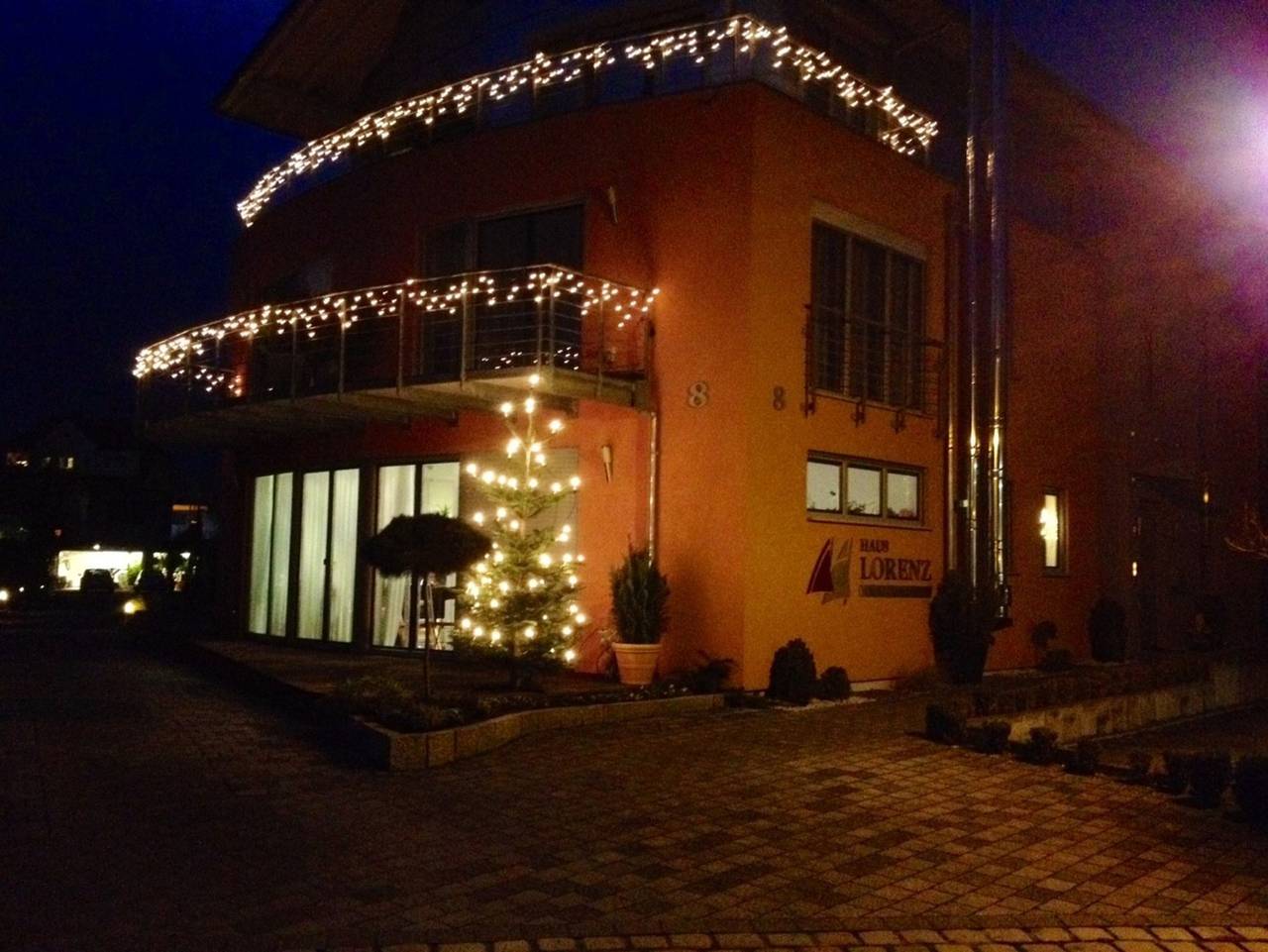 Ganze Ferienwohnung, Haus Lorenz, Ferienwohnungen - separat stehendes Gästehaus in Immenstaad, Immenstaad am Bodensee