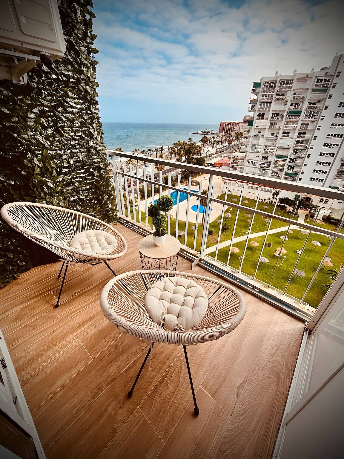 Apartamento inteiro, Apartamento 'Olivanay' com vista mar, Wi-Fi e ar condicionado in Benalmádena Costa, Benalmádena