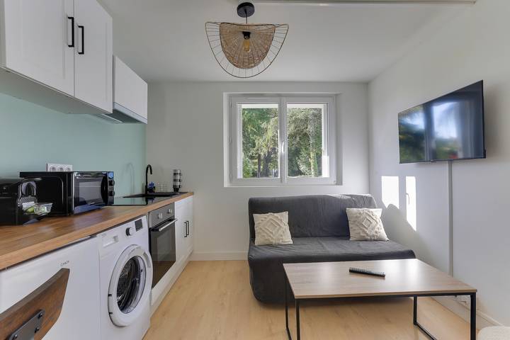 Location de vacances pour 2 personnes, avec Jardin à Bruz