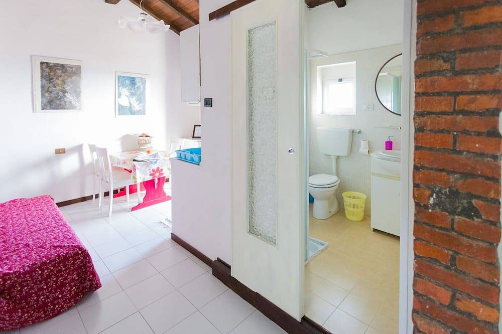 Geheel appartement, Appartement La Fenice, Cristina Boerderij, huis op het platteland, prachtig uitzicht in Castelnuovo Magra, Italiaanse Rivièra