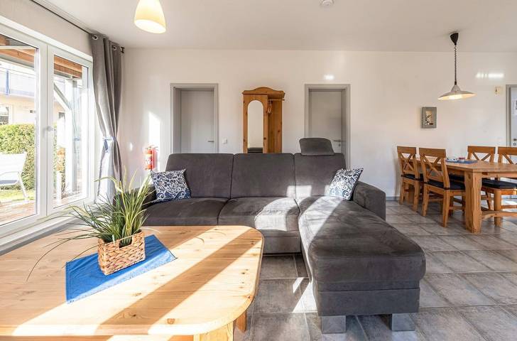 Ferienwohnung für 4 Personen, mit Garten und Seeblick in Waren (Müritz) - 3