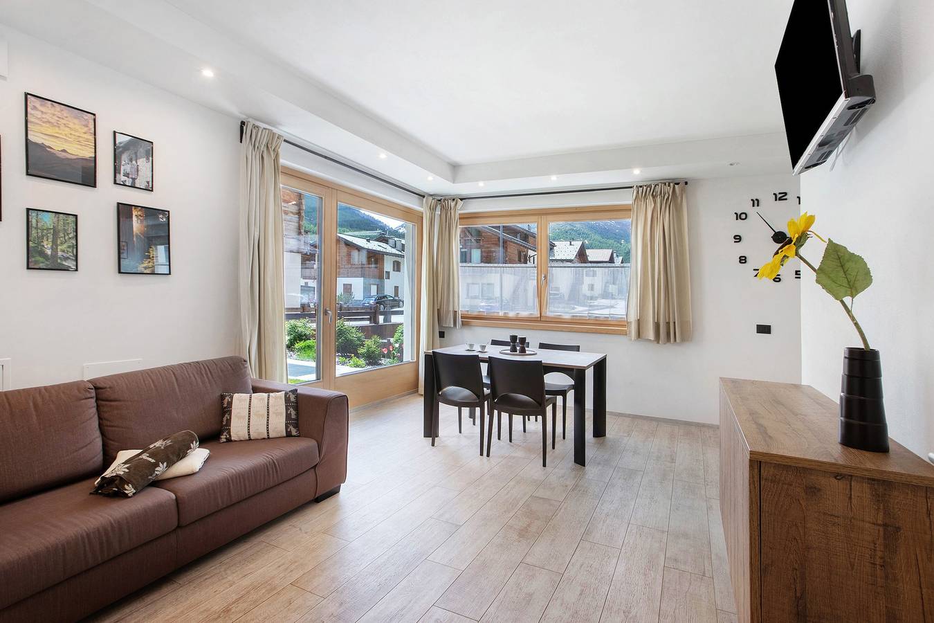 Ganze Wohnung, Ferienwohnung 'Chalet Snowlake Neve' mit Bergblick, Privatem Garten und Wlan in Livigno, Nationalpark Stilfser Joch