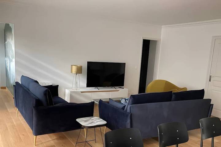 Gîte pour 8 personnes, avec balcon dans Gare De Paimpol