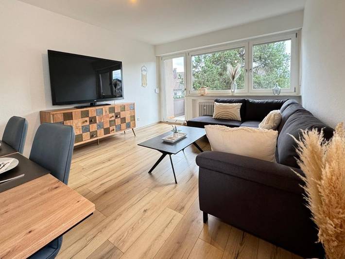 Ferienwohnung für 5 Personen, mit Balkon und Terrasse sowie Garten und Ausblick in Sindelfingen - 2
