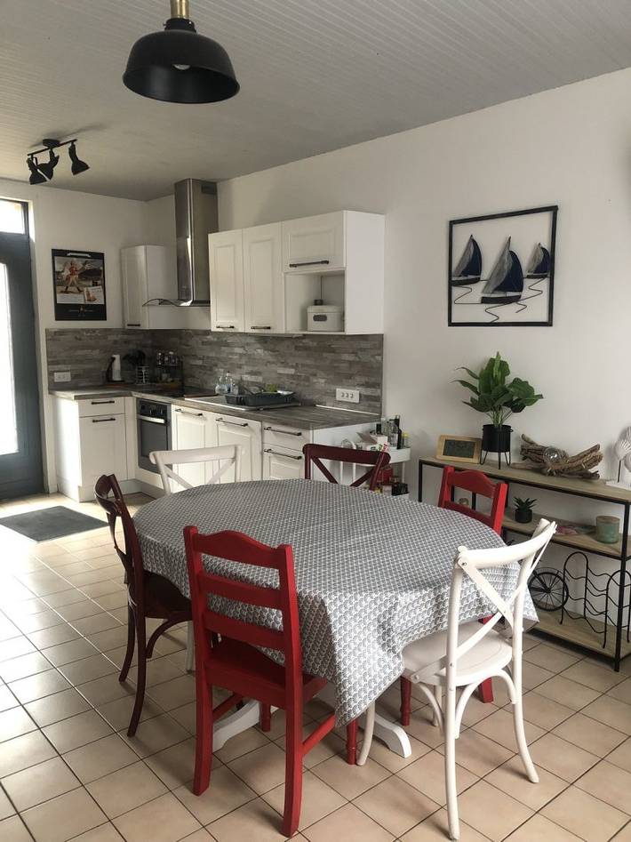Gîte pour 6 personnes, avec jardin et terrasse