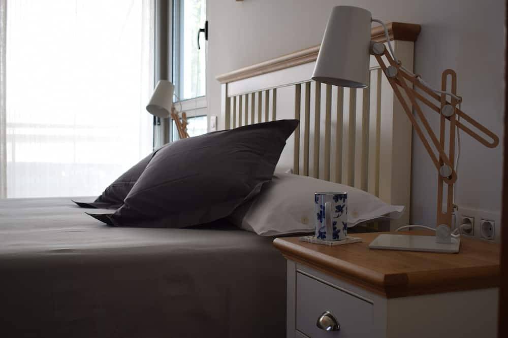 Ganze Wohnung, Klimatisiertes Apartment mit 3 Schlafzimmern, großer Terrasse und Gemeinschaftspool in Altafulla, Costa Dorada