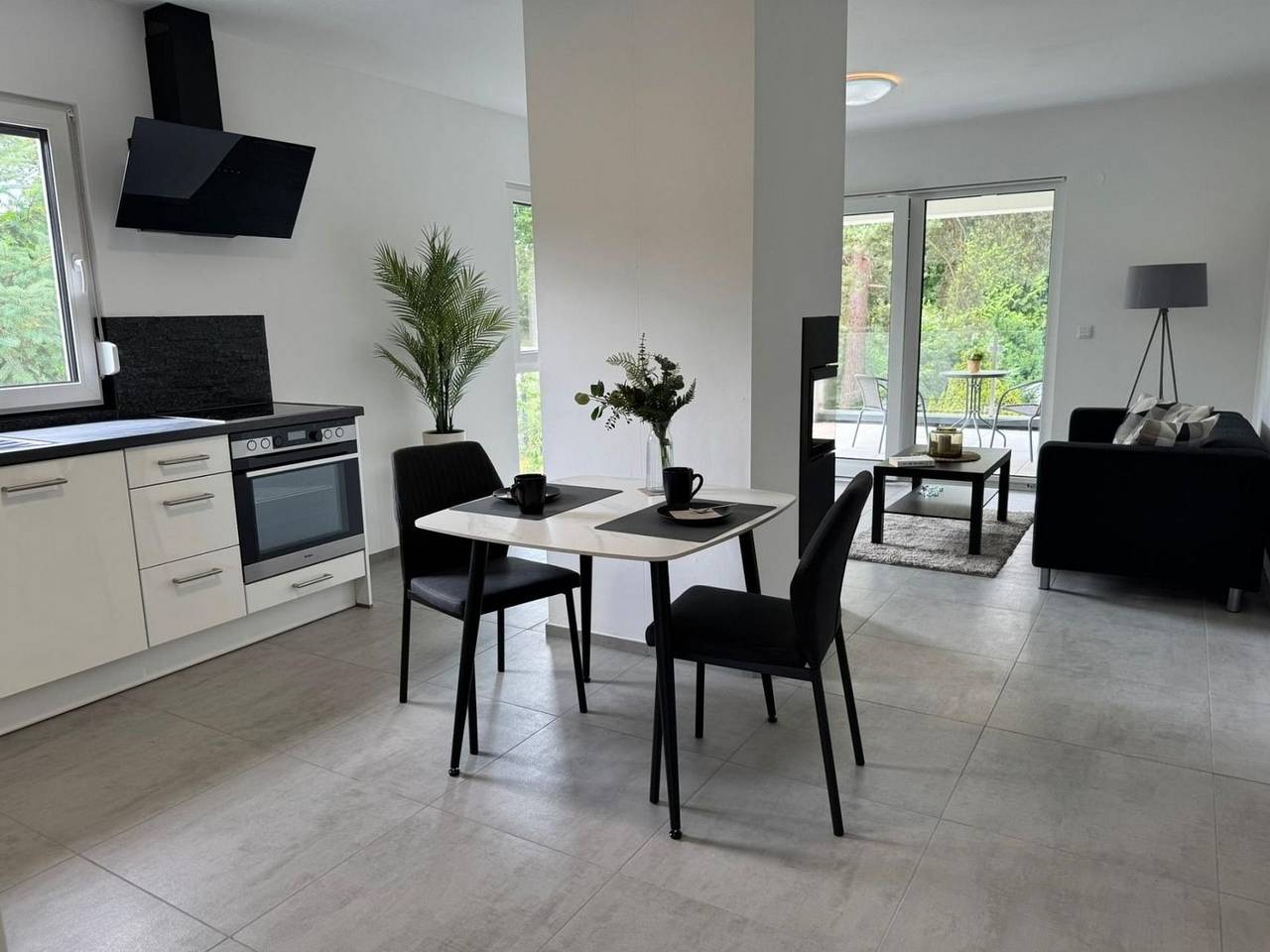 Ganze Ferienwohnung, Living  Apartment Trachenberge 2 in Pieschen (Dresden), Dresden