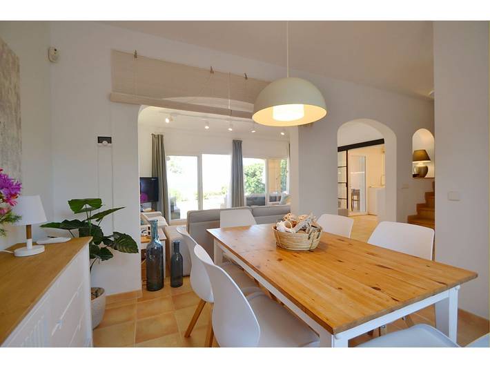 Finca für 6 Personen, mit Garten und Balkon sowie Pool, kinderfreundlich in Colònia de Sant Pere - 4