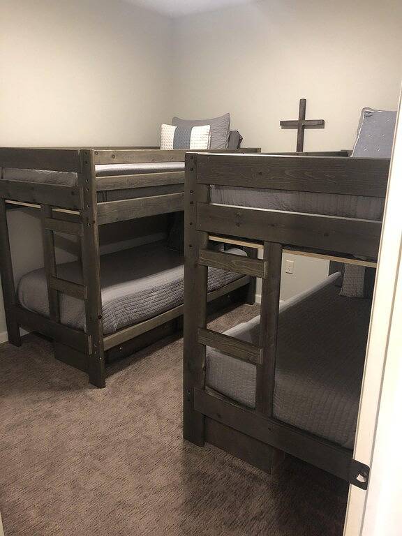 Ganze Wohnung, Family-friendly Lakefront East Lake Okoboji Condo- Bridges Bay Resort in Dickinson County