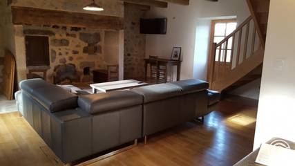 Maison De Vacances pour 12 Personnes dans Saint-Angel, Parc Naturel Régional de Millevaches en Limousin, Photo 1