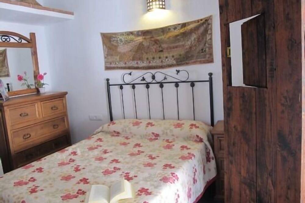 Casa Onuba: beautiful country house for large groups in Fuenteheridos, Sierra de Aracena y Picos de Aroche
