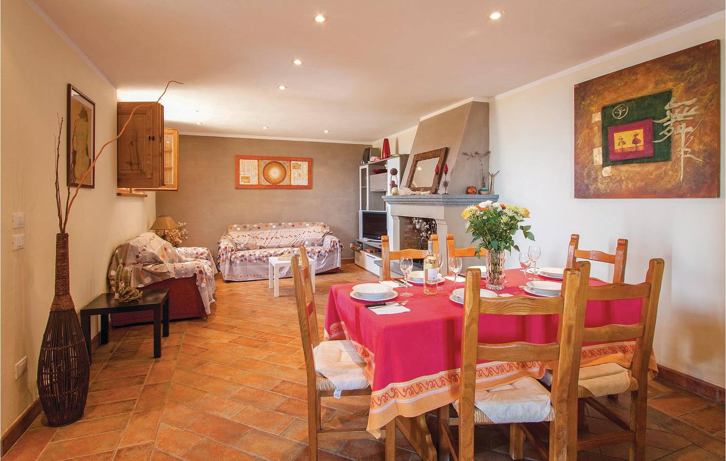 110 sqft Apt avec parking, cuisine, piscine, feu de camp in Camaiore, Riviera Italienne