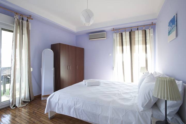 Ganze Wohnung, Ano Patisia, A 5th Floor Fully Renovated Penthouse in Zentral-Athen, Athen