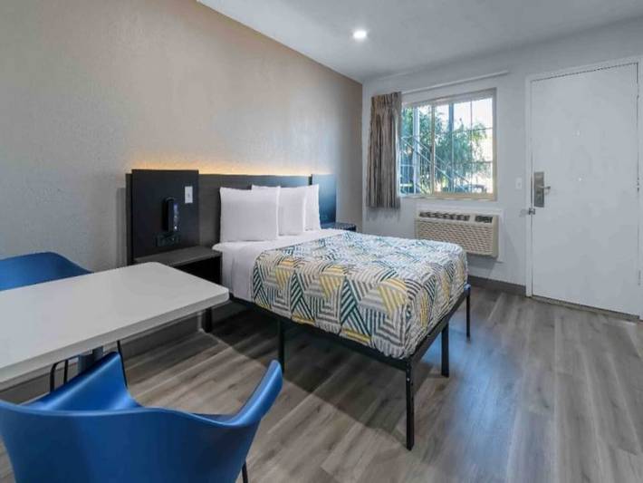 Ganze Wohnung, 1 Kingsize-Bett | Nichtraucher in Glenn County