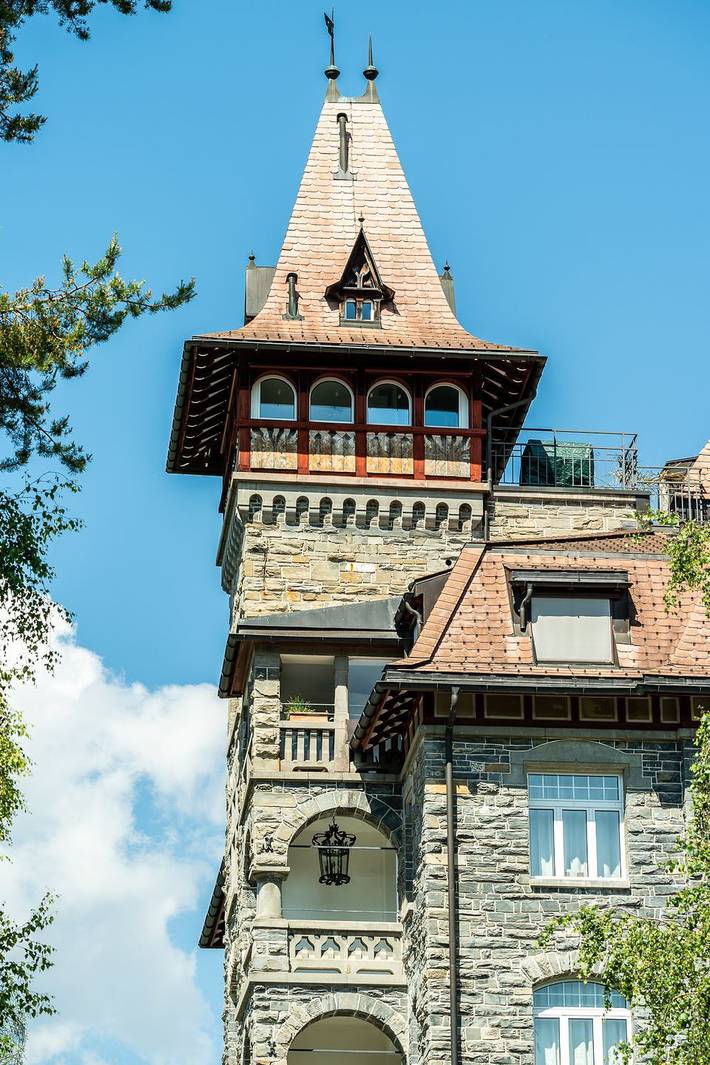 Ferienwohnung für 6 Personen, mit Balkon und Terrasse sowie Garten und Ausblick in Flims